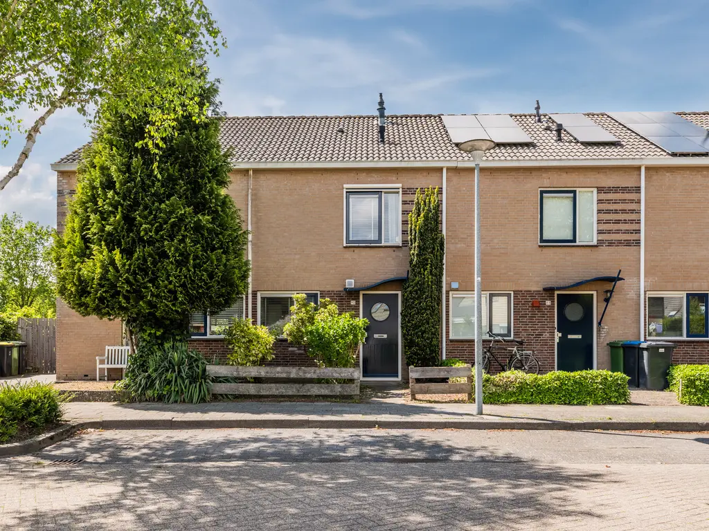 Saffierstoep 90, ASSEN