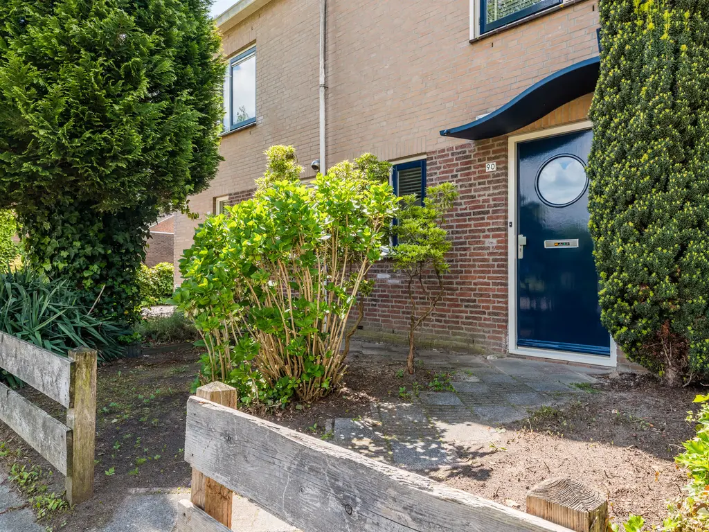 Saffierstoep 90, ASSEN
