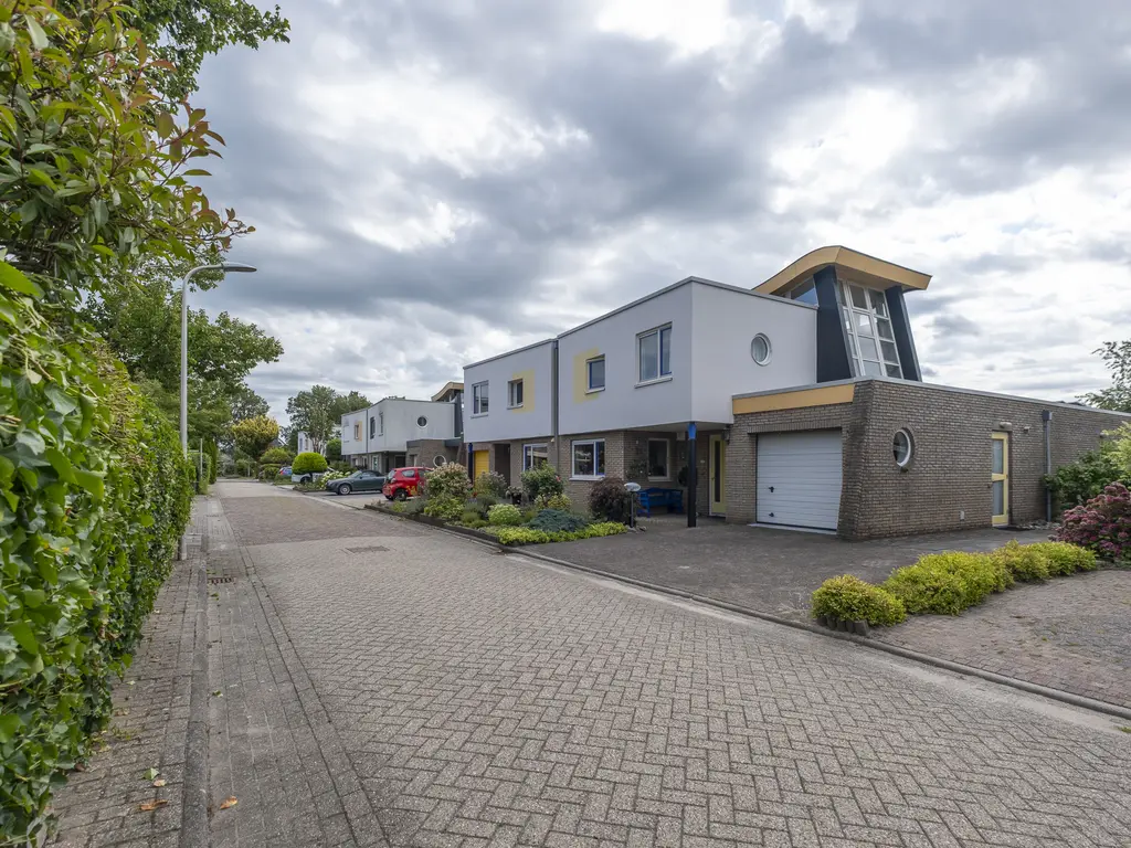 Weegbree 19, HOOGEVEEN
