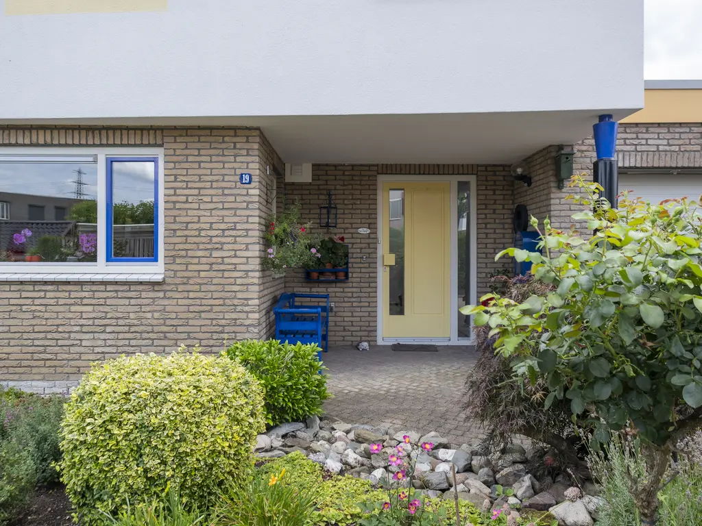 Weegbree 19, HOOGEVEEN