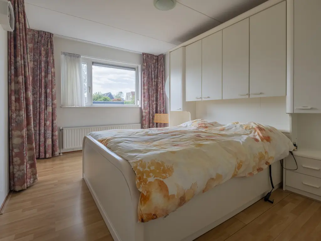 Weegbree 19, HOOGEVEEN