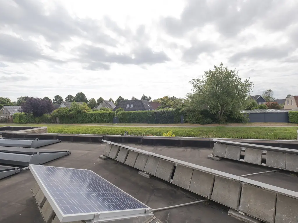 Weegbree 19, HOOGEVEEN