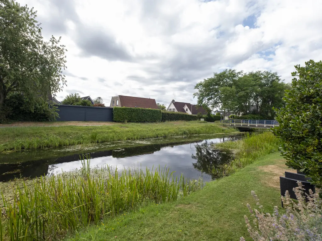 Weegbree 19, HOOGEVEEN