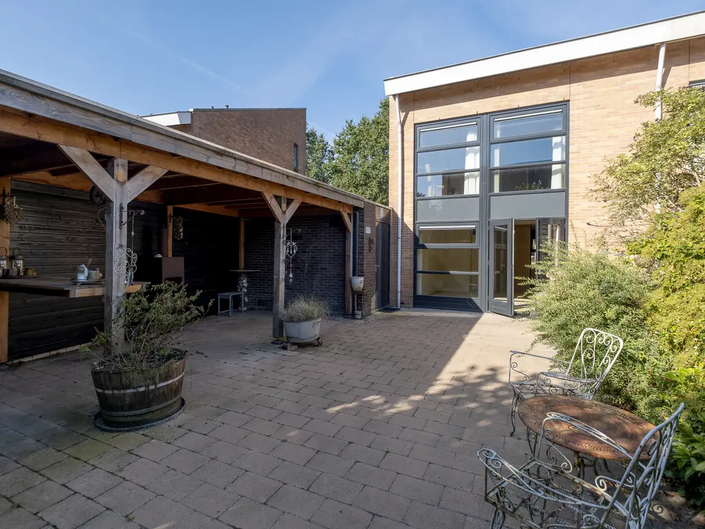 Briljantstoep 121, ASSEN