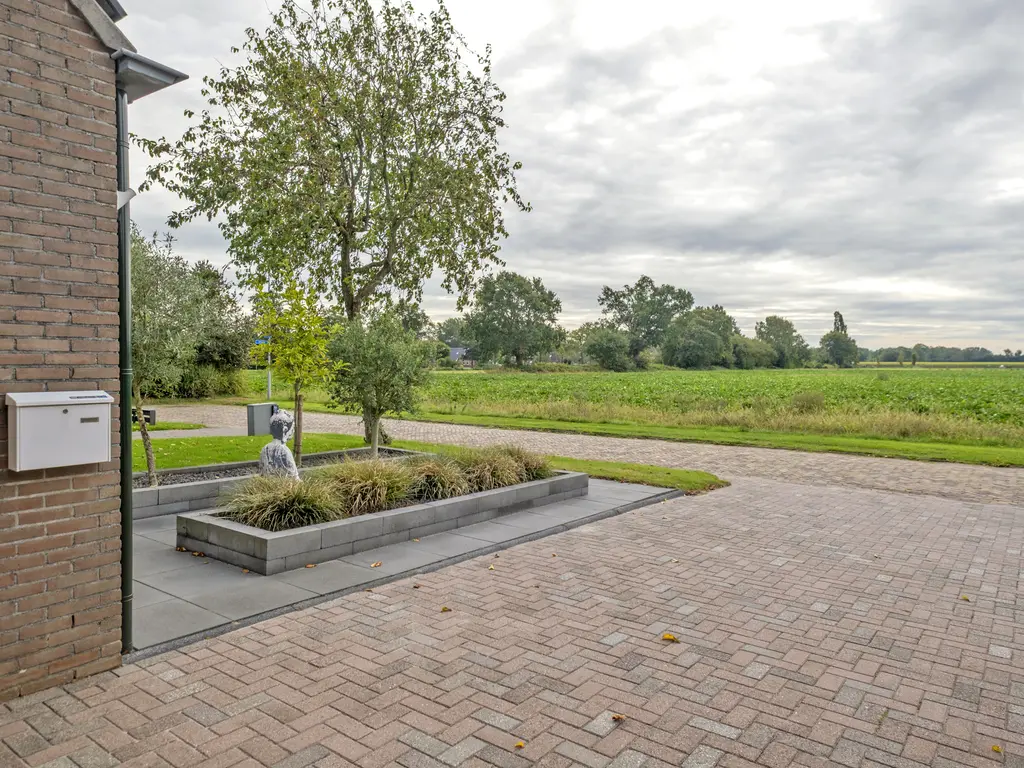 Esweg 4, GIETEN