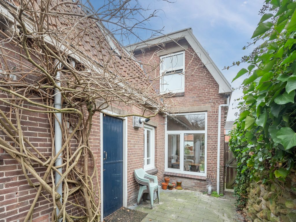 Ruysdaelstraat 20, ASSEN