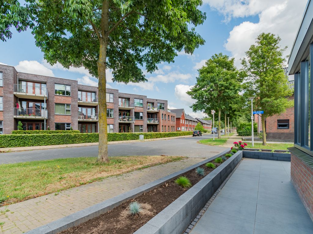 Het Palet 5, ASSEN