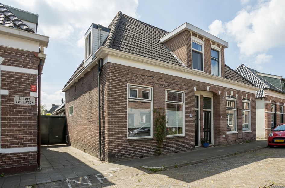 Oosterhoutstraat 57