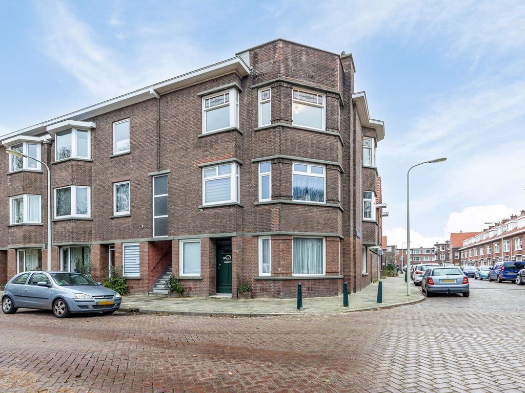 Sinjeur Semeynsweg 157, Den Haag