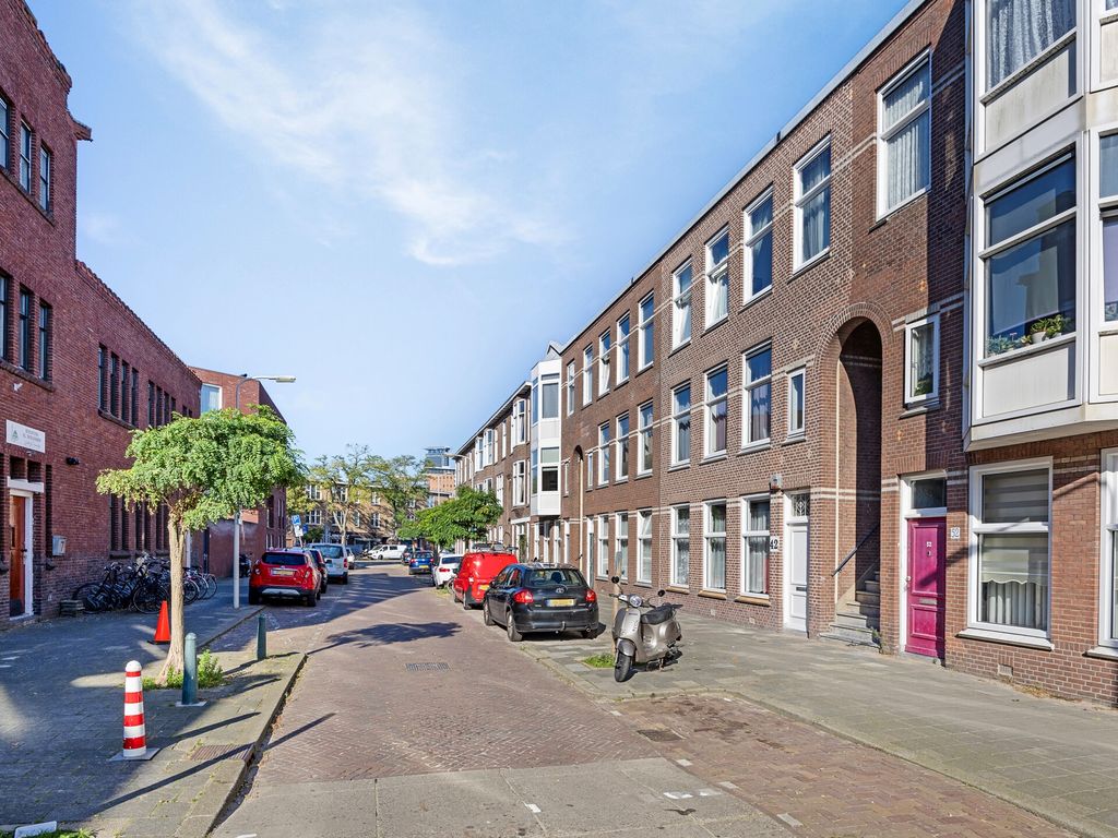 Deimanstraat 42, Den Haag