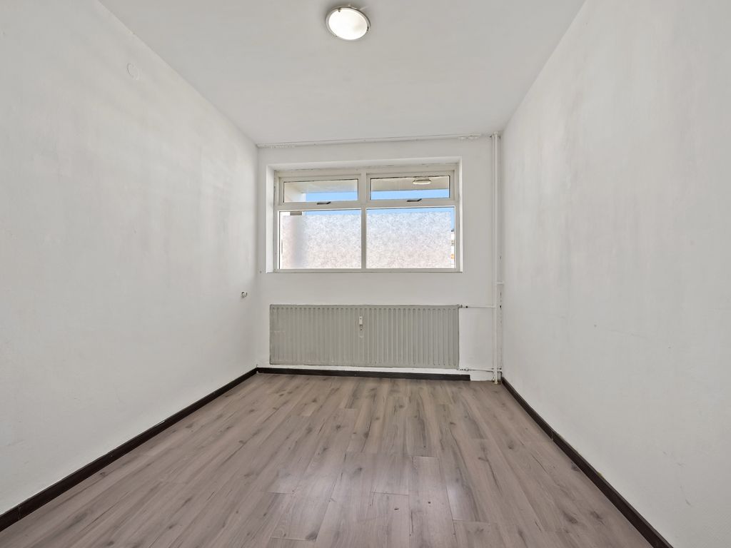 Hengelolaan 681, Den Haag