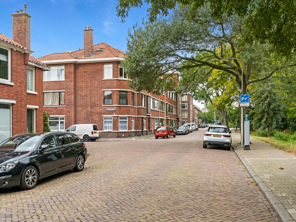 Sinjeur Semeynsweg 21, Den Haag