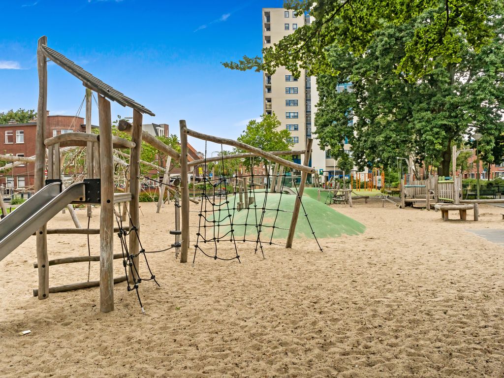Sinjeur Semeynsweg 21, Den Haag