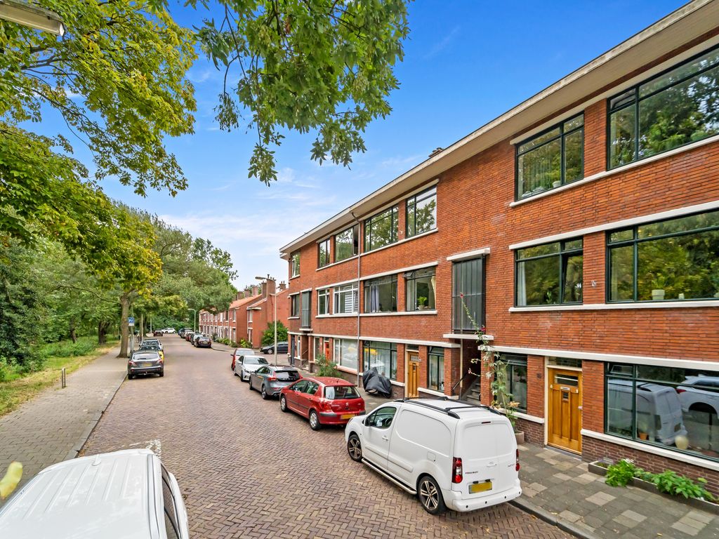 Sinjeur Semeynsweg 21, Den Haag