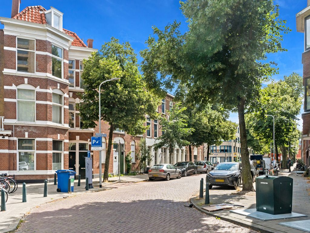 Monstersestraat 22, Den Haag