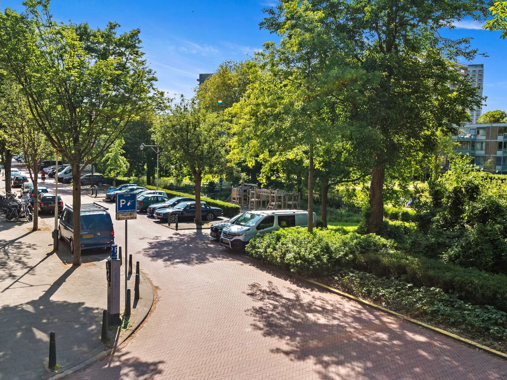 Laakkade 413, Den Haag