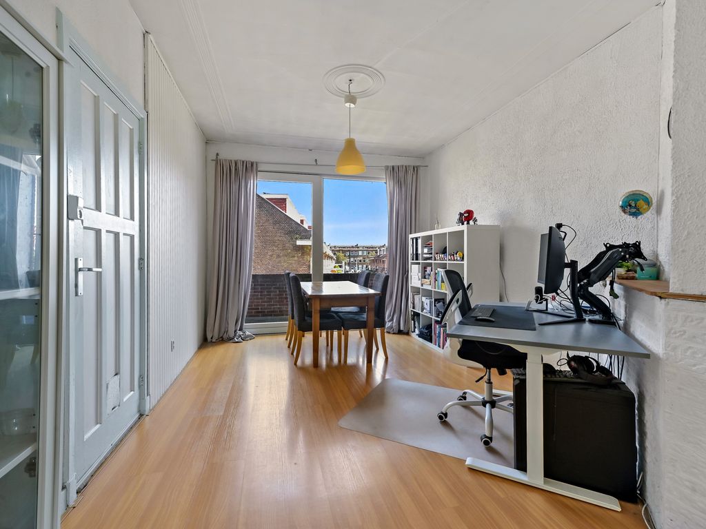 Laakkade 413, Den Haag