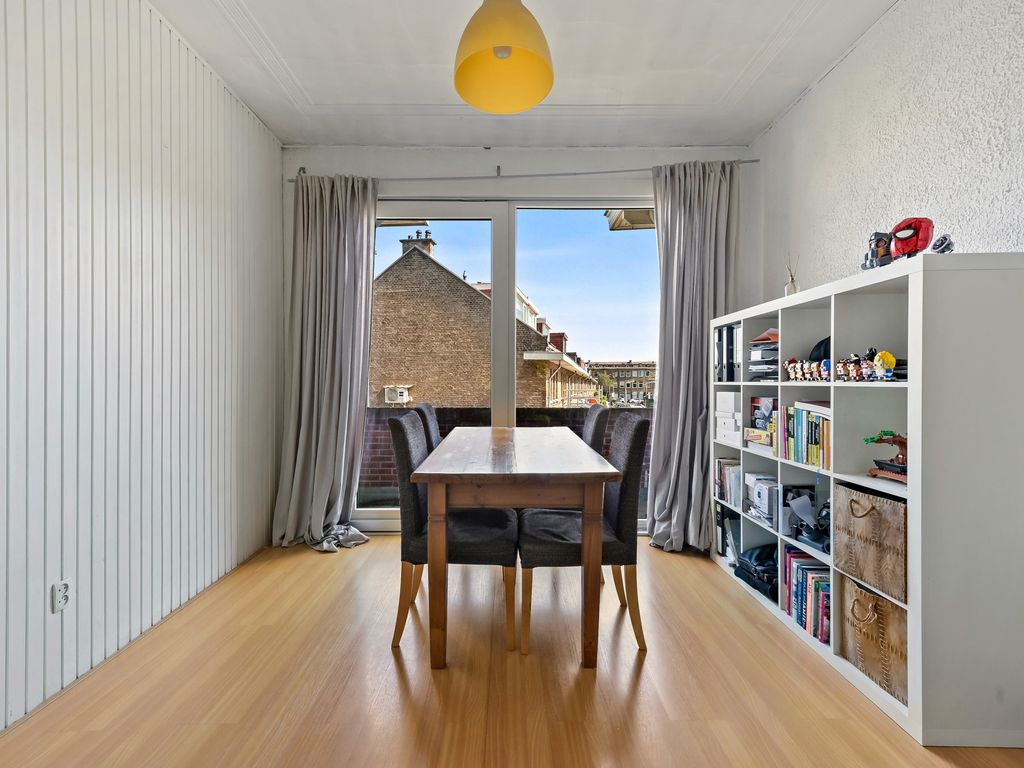 Laakkade 413, Den Haag