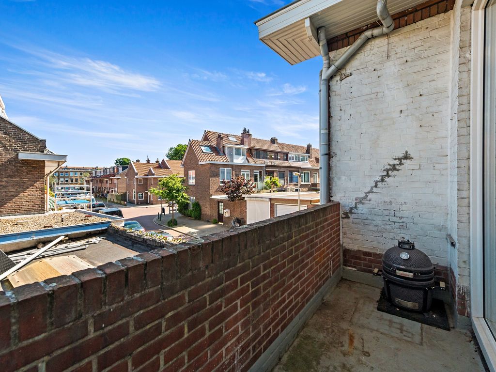 Laakkade 413, Den Haag