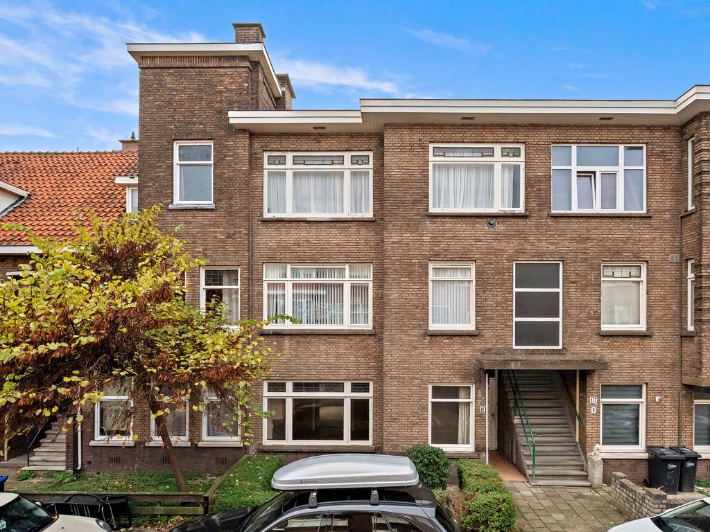 Koopmans Van Boekerenstraat 11, Den Haag
