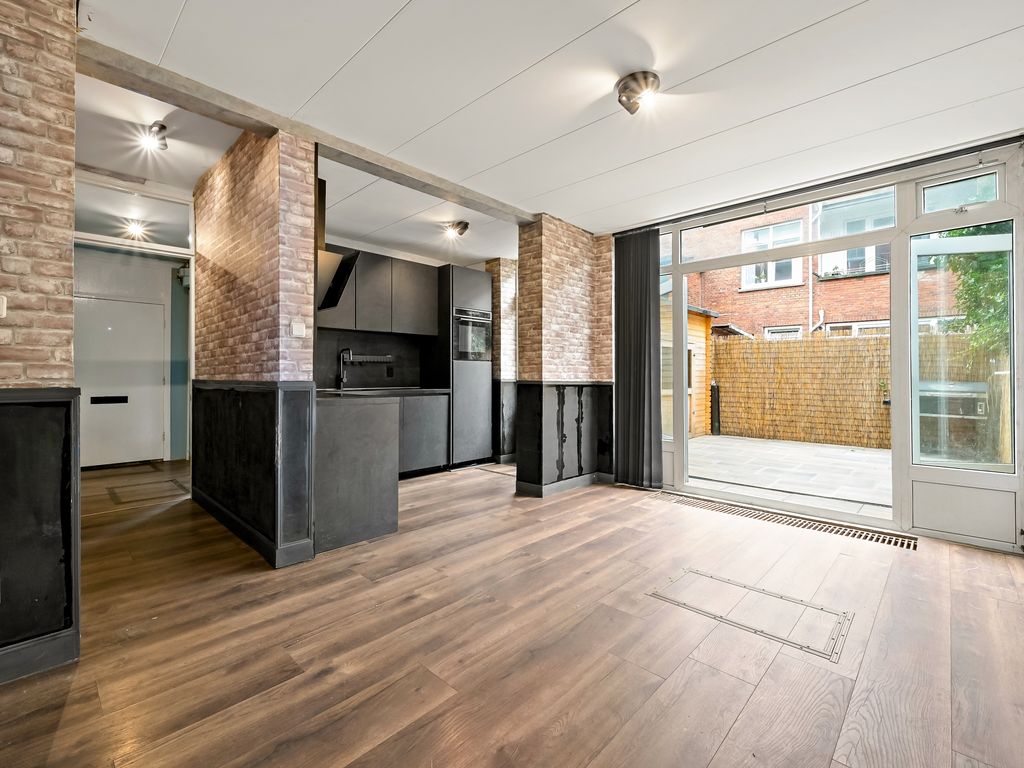 Elise van Calcarstraat 49, Den Haag