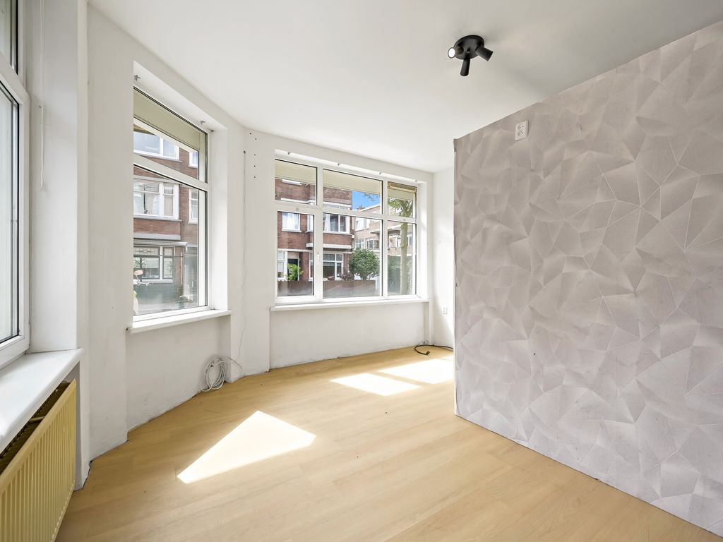 Elise van Calcarstraat 49, Den Haag