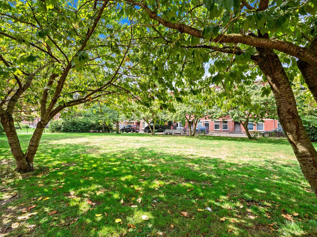 Elise van Calcarstraat 49, Den Haag