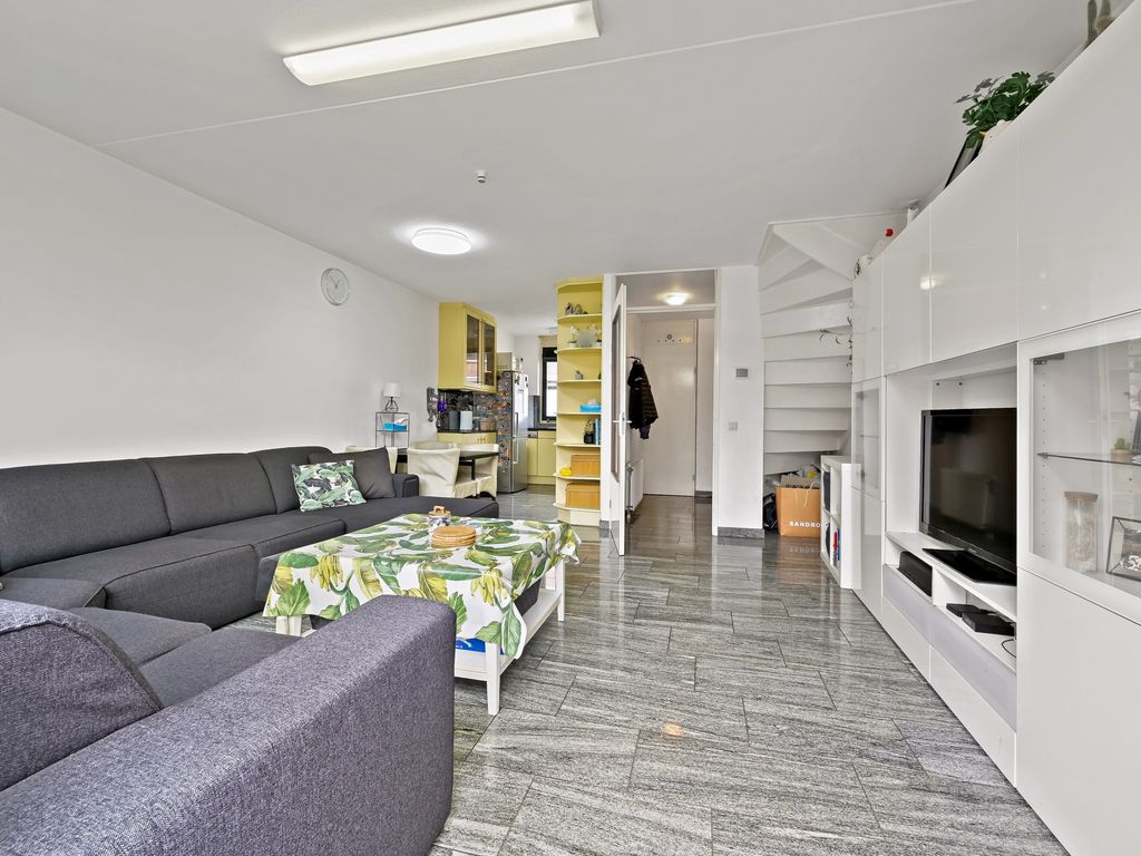 Van Oosterwijk Bruynstraat 1M, Den Haag