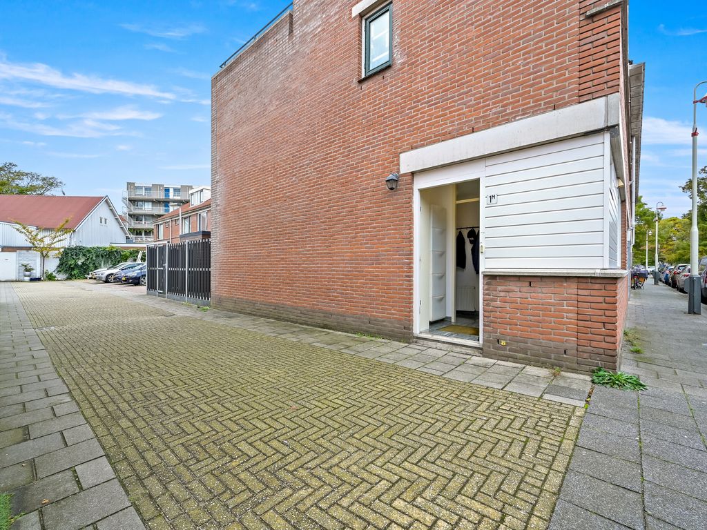 Van Oosterwijk Bruynstraat 1M, Den Haag