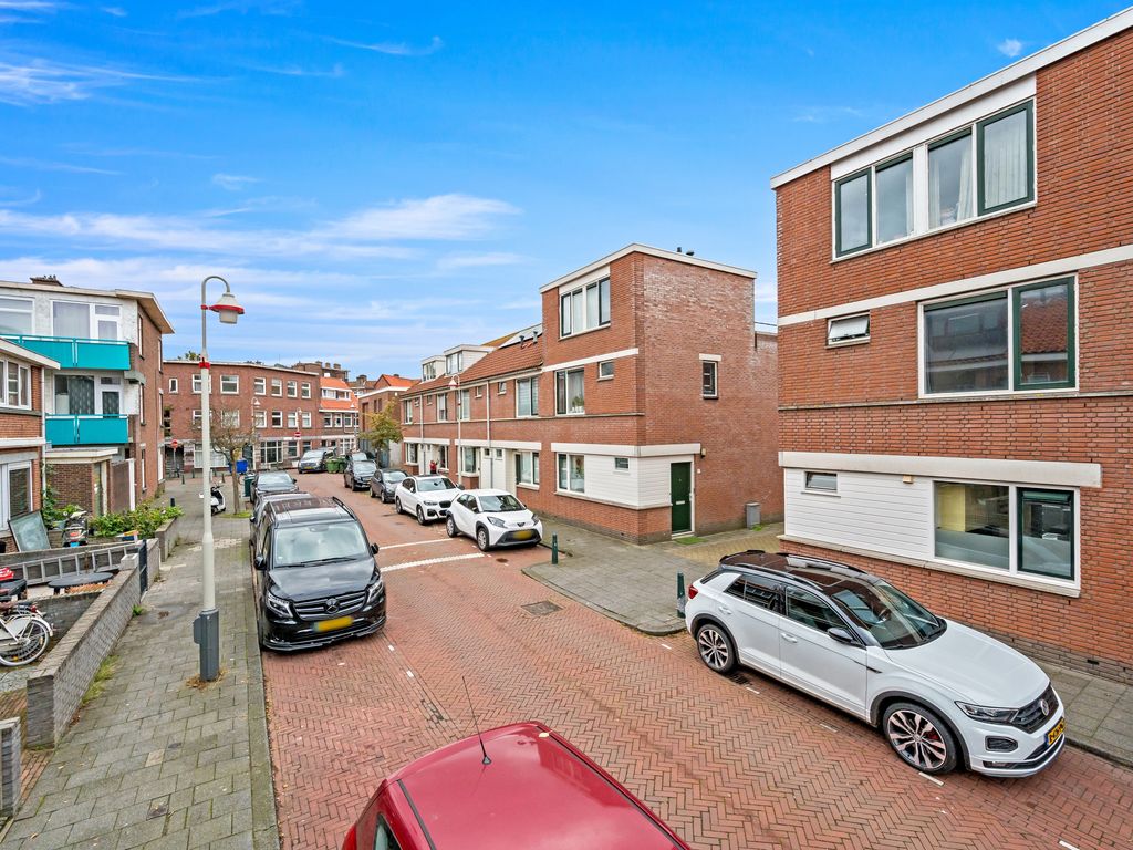 Van Oosterwijk Bruynstraat 1M, Den Haag