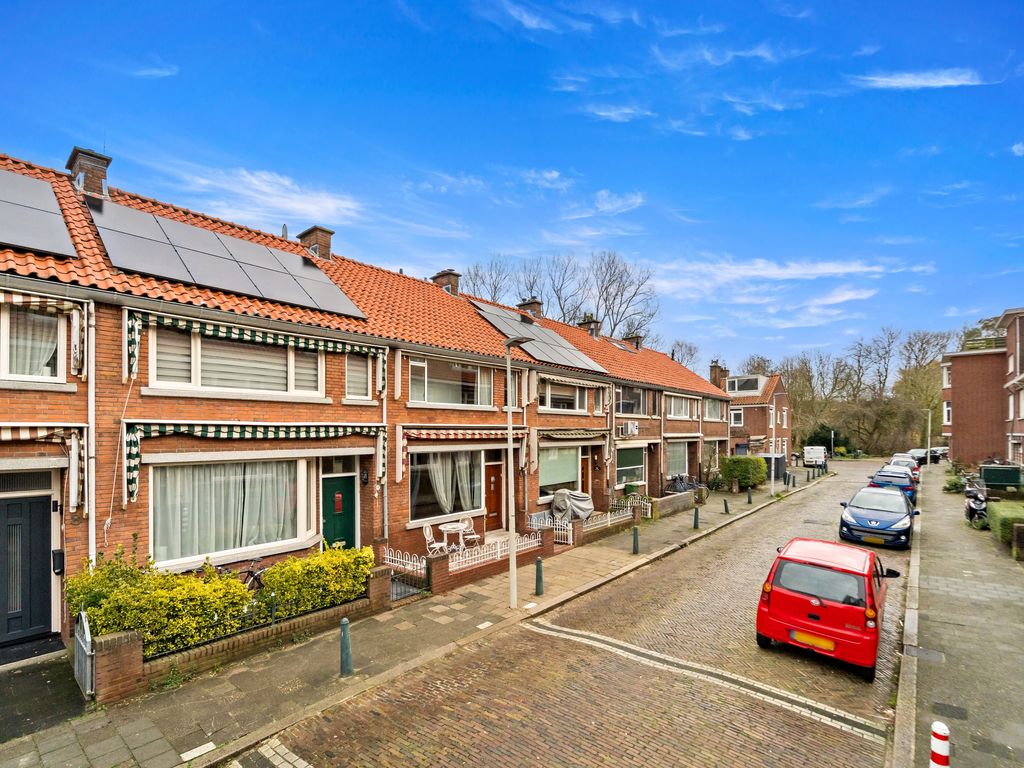 Bergmannstraat 12, Den Haag