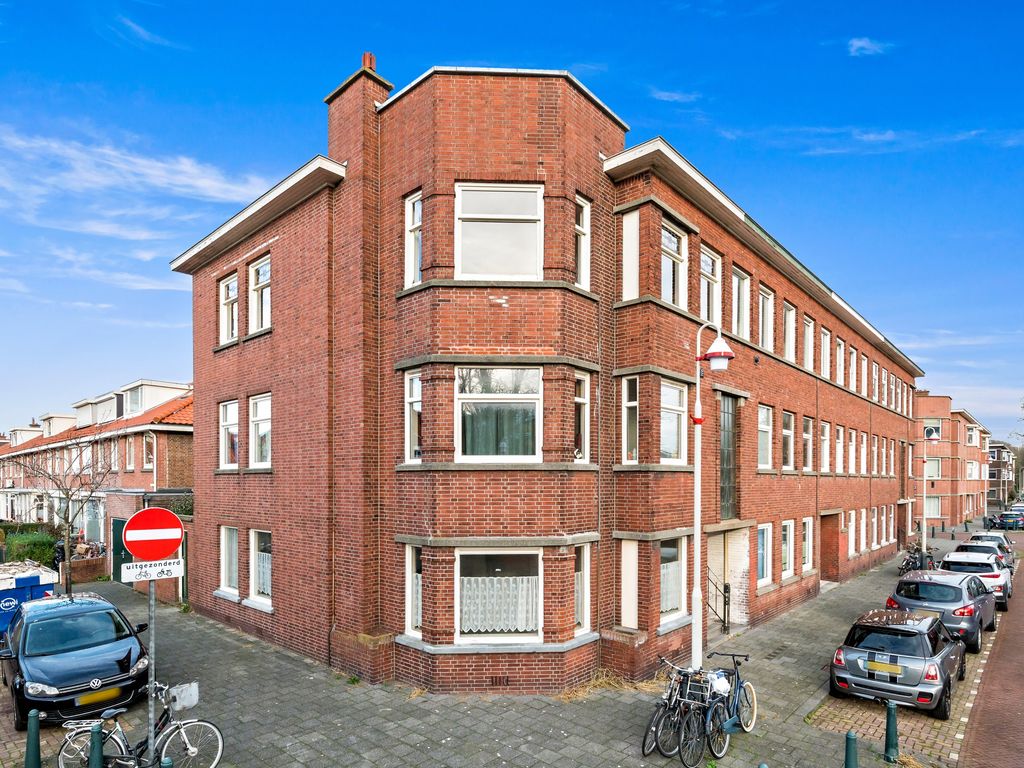 Sinjeur Semeynsweg 227, Den Haag