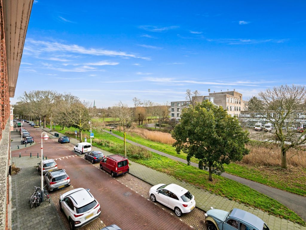 Sinjeur Semeynsweg 227, Den Haag