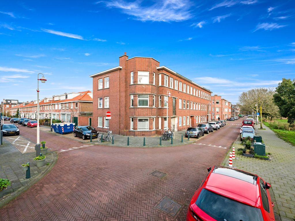 Sinjeur Semeynsweg 227, Den Haag