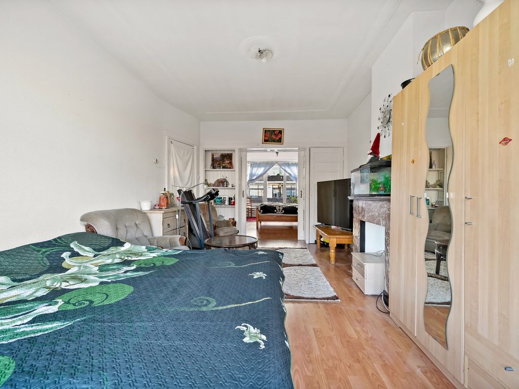 Antheunisstraat 142, Den Haag