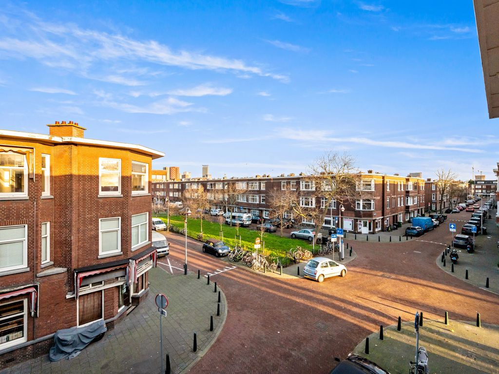 Antheunisstraat 142, Den Haag