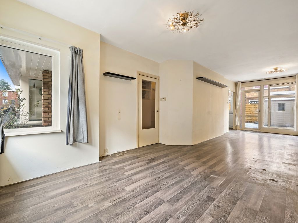 Boele van Hensbroekstraat 26, Den Haag