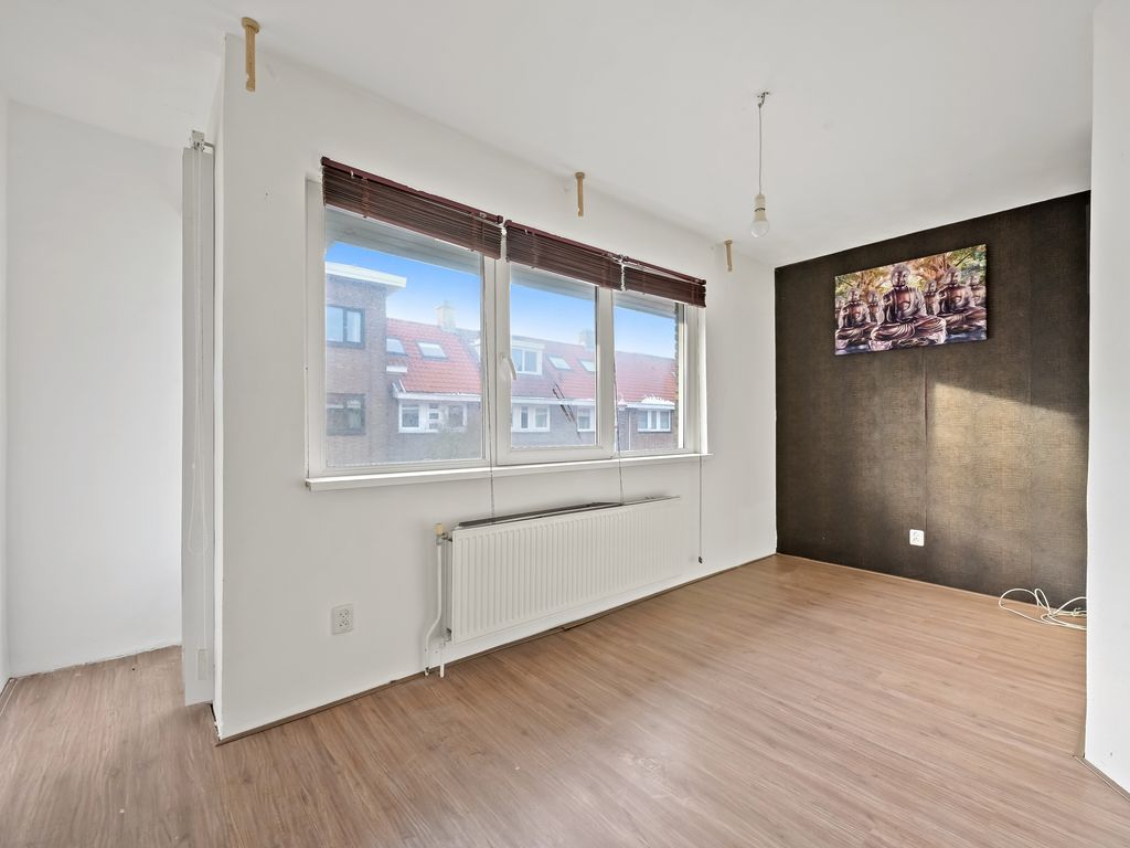 Boele van Hensbroekstraat 26, Den Haag