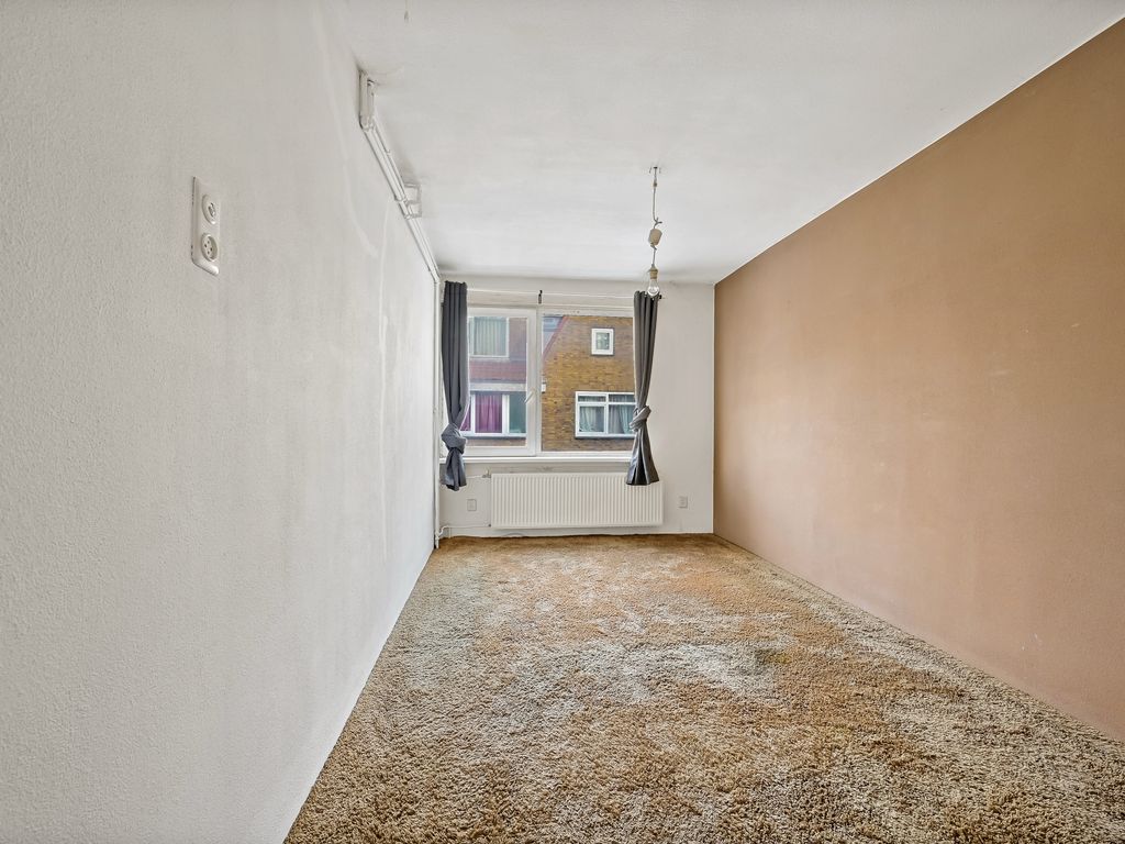 Boele van Hensbroekstraat 26, Den Haag