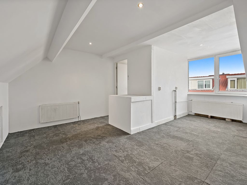 Boele van Hensbroekstraat 26, Den Haag