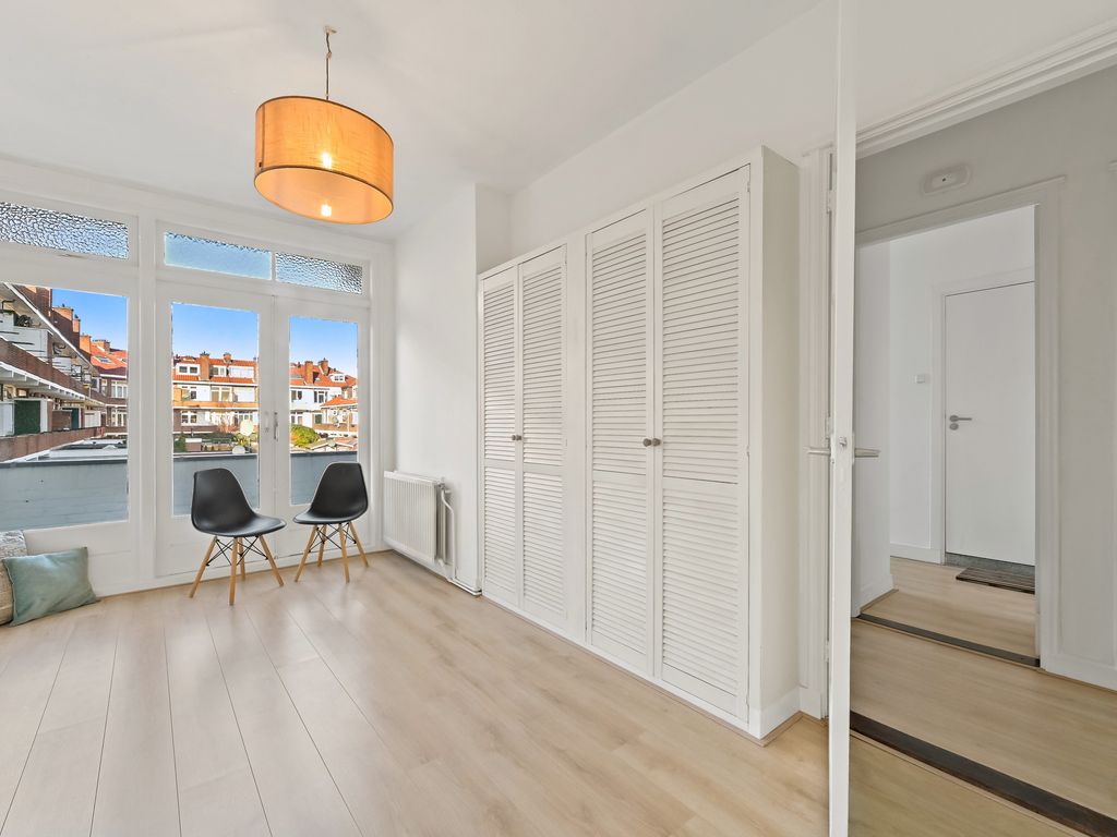 Jan Van Beersstraat 43, Den Haag