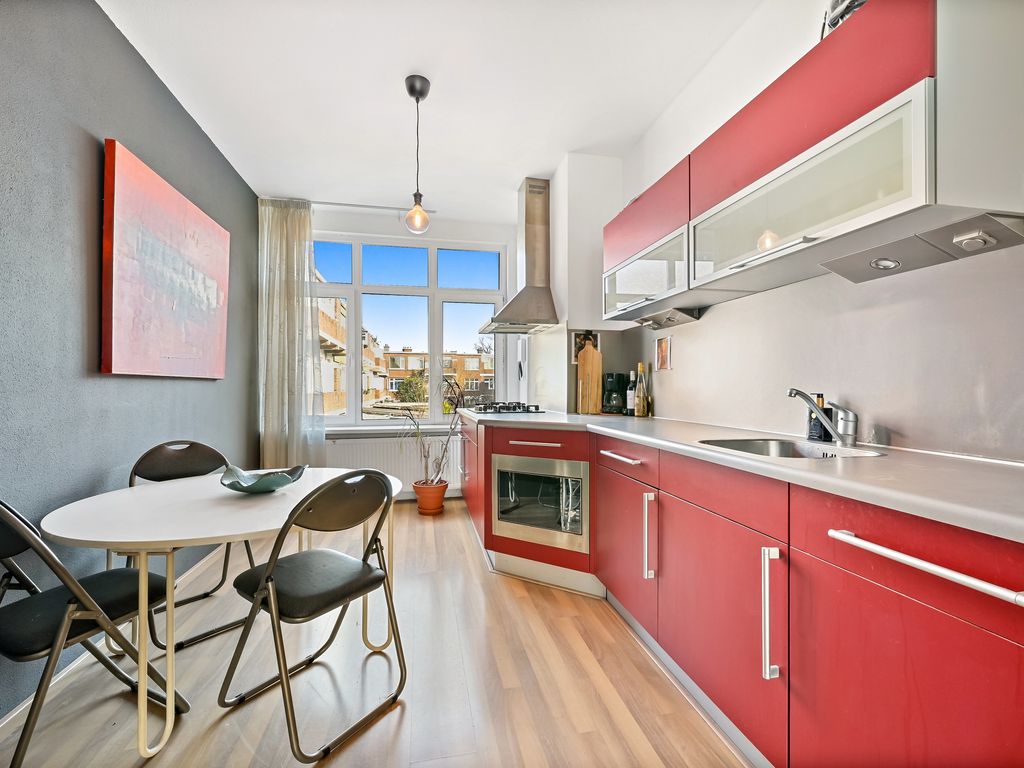 Koopmans van Boekerenstraat 64, Den Haag