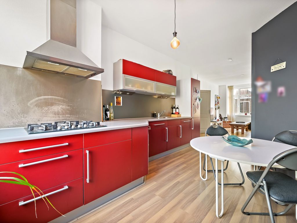 Koopmans van Boekerenstraat 64, Den Haag