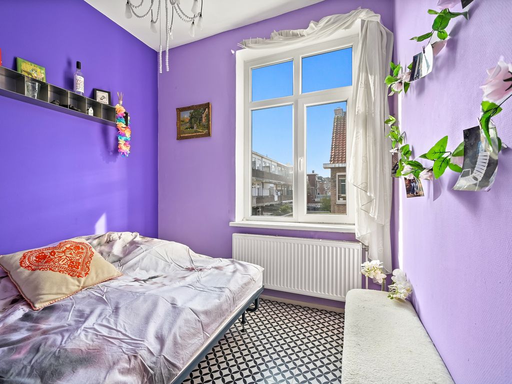 Koopmans van Boekerenstraat 64, Den Haag