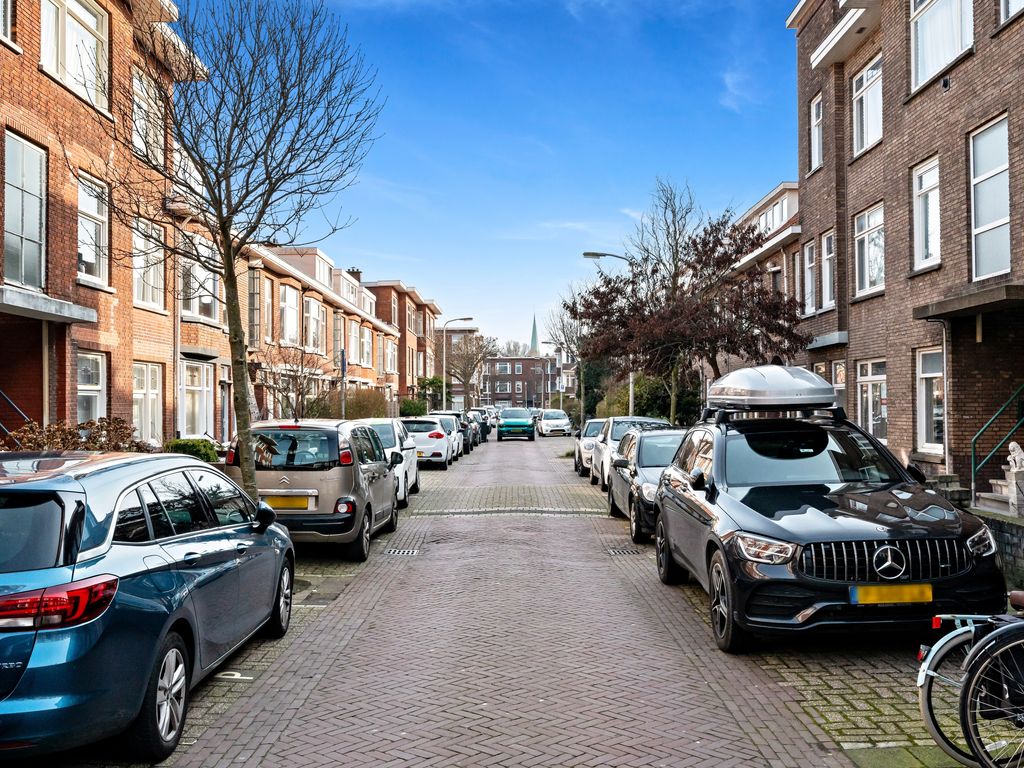 Koopmans van Boekerenstraat 64, Den Haag