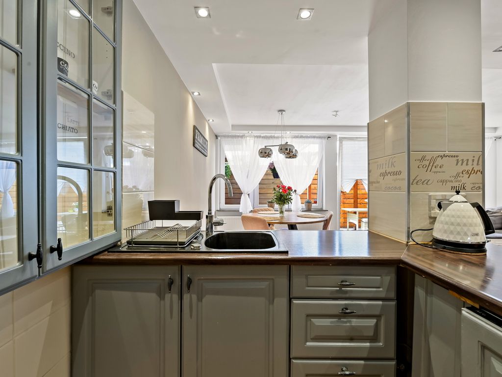 Koopmans van Boekerenstraat 25, Den Haag