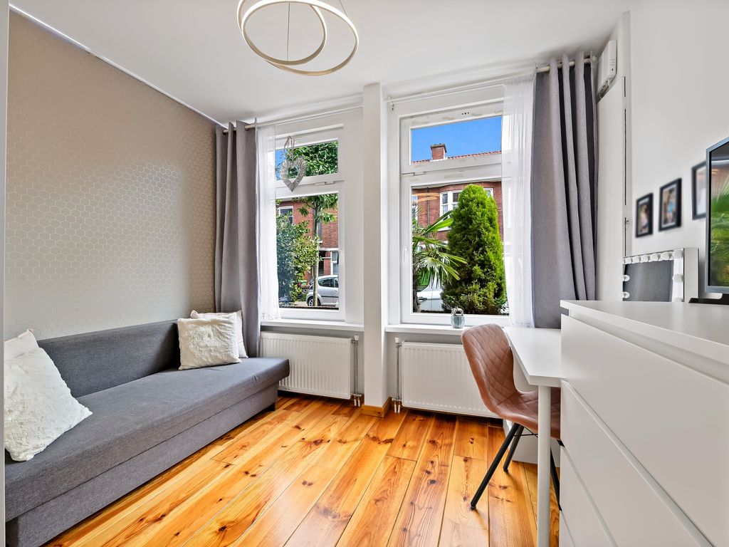 Koopmans van Boekerenstraat 25, Den Haag