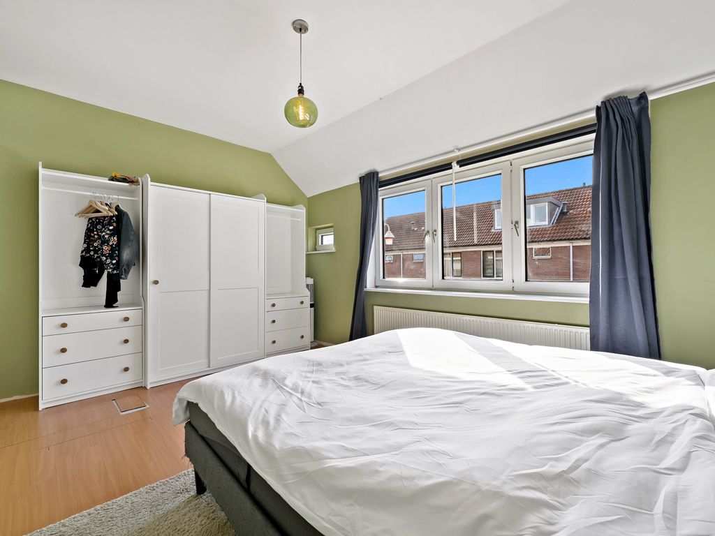 Van Oosterwijk Bruynstraat 14, Den Haag