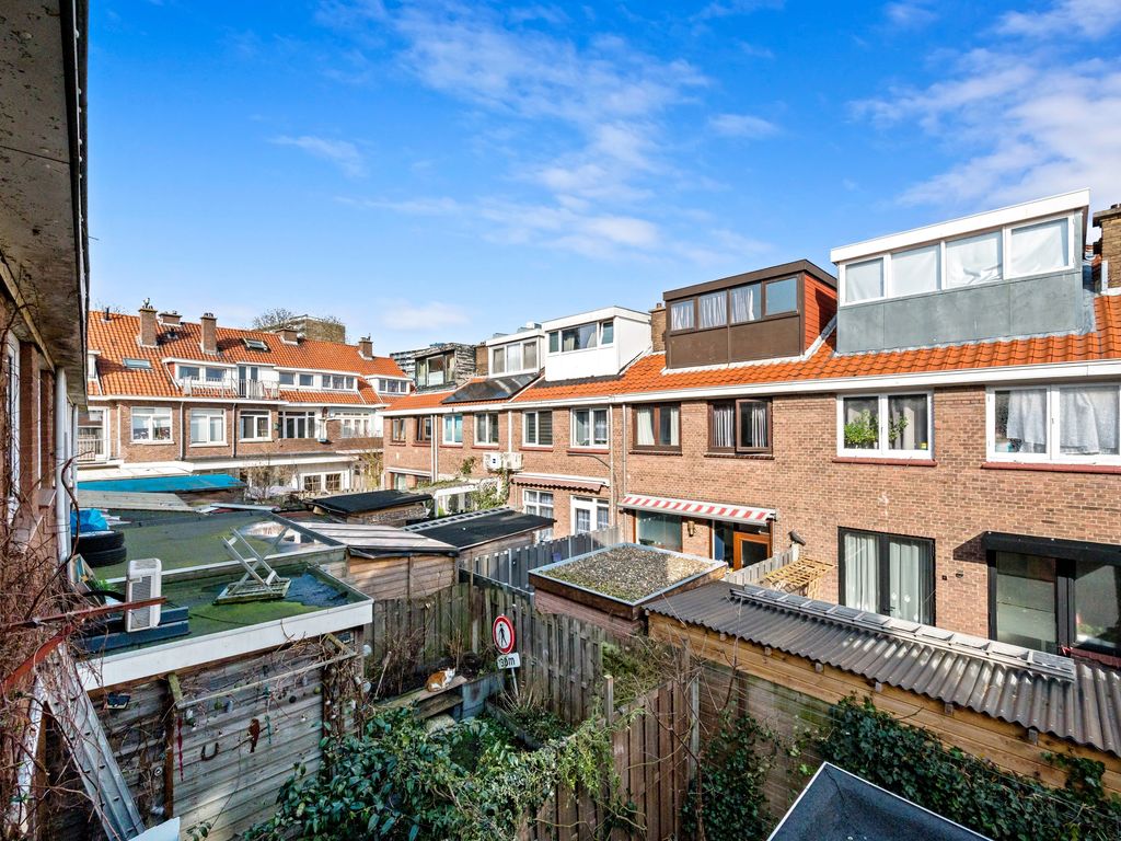 Van Oosterwijk Bruynstraat 14, Den Haag