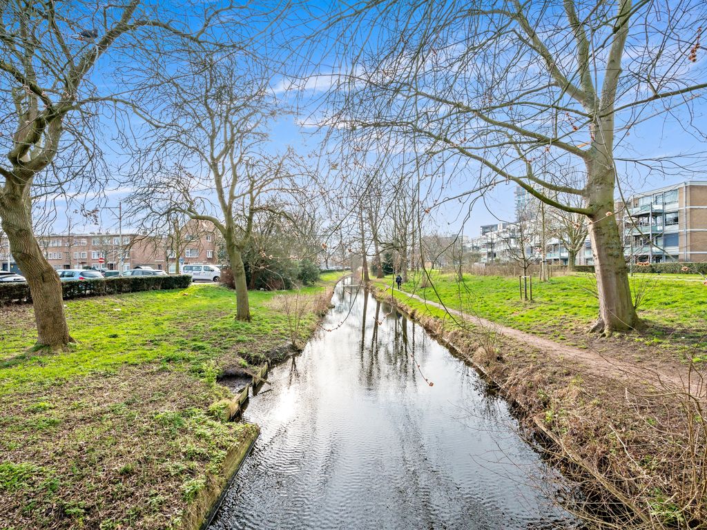 Van Oosterwijk Bruynstraat 14, Den Haag
